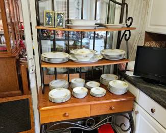 Bakers rack