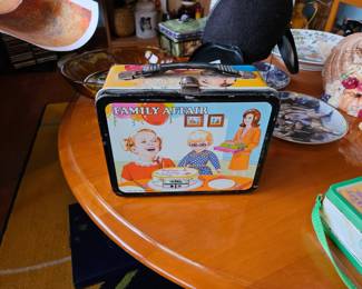 Family affair lunchbox