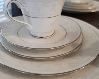 Noritake China Set - Trudy