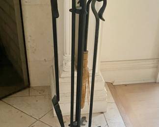 FIREPLACE TOOLS AND STAND