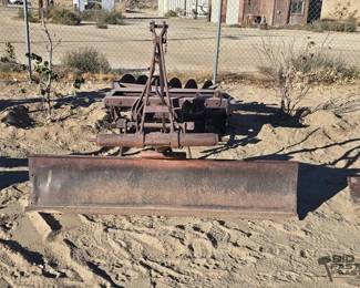 2554  Dearborn Farm Equipment 3pt Grader Blade Tractor Implement 