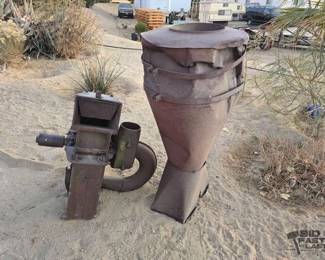 401  John Deere Model No 6 Hammer Mill 