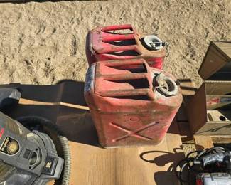 2584  2 Jerry Cans 