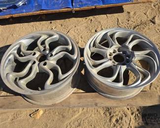 2570  2 Wheels 