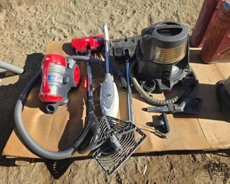 2588  2 Vacuums and 1 Floor Steamer 