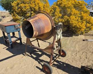 2604  Cement Mixer 