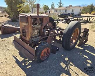 400  Early Model Tractor 