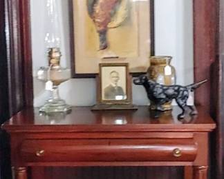 Beautiful Antique mahogany entry table by Atlanta Furniture Company