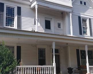 Fantastic three story Victorian house in downtown Culloden! 