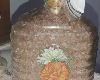 RARE original bath salts in glass bottle with cork & glass stopper.  Lt Blume Carnation Perfume Bath salts are a beautiful lavender color and still smell wonderful! 
Original label on the back.