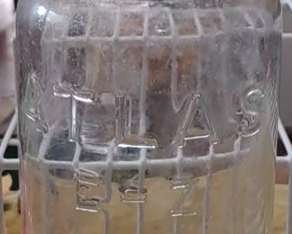 Hazel Atlas canning jar with bail