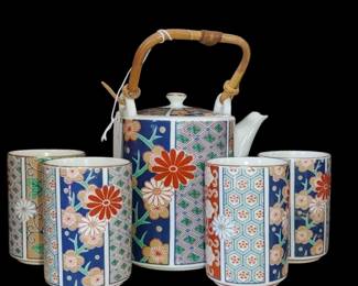 Imari teapot and four cups