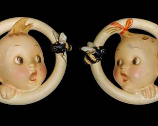 Vintage PAIR Hummel Ba-Bee BaBee Ring Wall Plaque 30/0B Boy & Girl 30/0A RARE