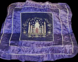 Gorgeous World War II silk pillowcase Taj Mahal with silver metal threads