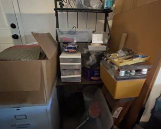 Lots of sewing notions