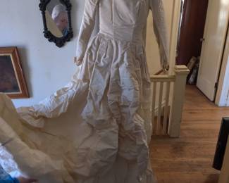 Vintage wedding dresss