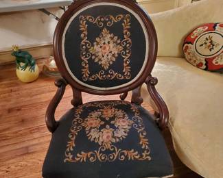Gorgeous Victorian side chair