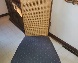 Set of 4 dining chairs (dining table not pictured)