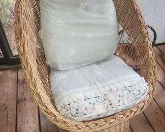 Wicker Set 2 Chairs & Loveseat