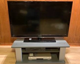 46" Samsung TV - small gray TV stand
