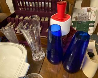 More items on dining table