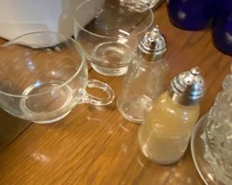 Cups & salt & pepper shakers