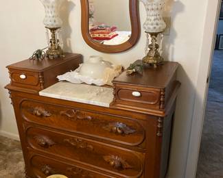 Love this matching vintage dresser with separate mirror