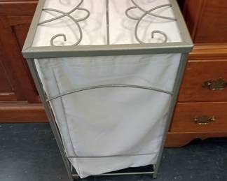 laundry hamper