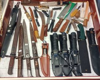 Fixed blade knives