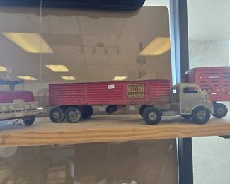 vintage tin toys