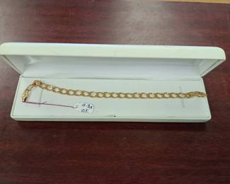 10 k gold mens bracelet NICE ( not the same as the next one )