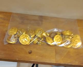 Military buttons