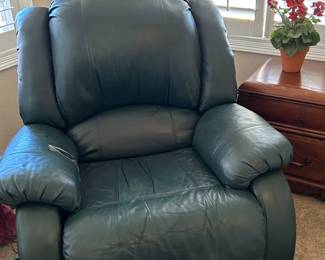 Free Recliner