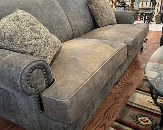 Milano Rough Rider. 100% Grain Leather