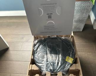 NEW Shark Robot vacuum cleaner