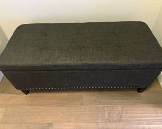Storage ottoman