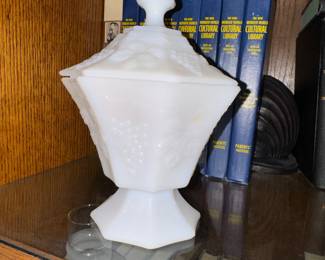 Candy dish