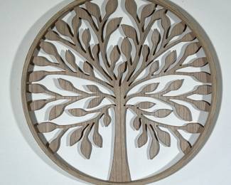 WOOD TREE CARVING | Round wood carving of a tree - dia. 20 in