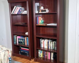(2pc) PAIR OF BOOKSHELVES | Pair of wood bookshelves with 5 shelves each - h. 71.25 x w. 14 x l. 29.5 x d. 11.25 in