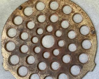 Griswold Dutch oven trivet