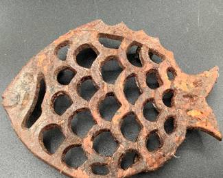Cast Iron Fish Trivet