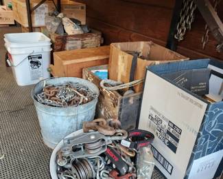 Rigging and chain for heavy lifting.