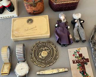 Vintage smalls including men’s wrist watches.