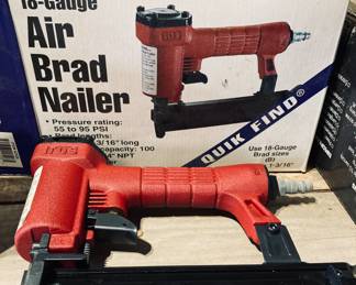 Central Pneumatic 18-Gauge Air Brad Nailer