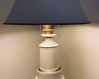 Vintage Mid Century Table Lamp.
