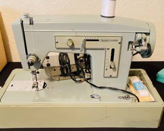 Vintage Kenmore 148.1214 Sewing Machine.