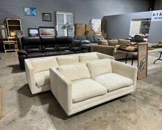 Sofa's Orlando Estate Auction