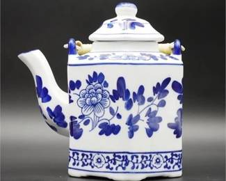 Misty Rose Super White China Blue Asian Style Flower Teapot