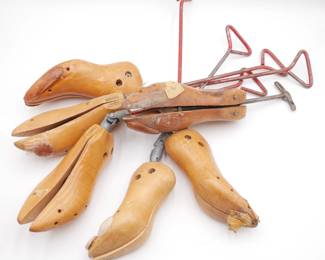 Lot Of 6 Pairs Of Redhead Shoe Stretchers