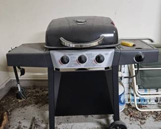 Propane Backyard Grill Model GBC1429W/BY14-101-001-01